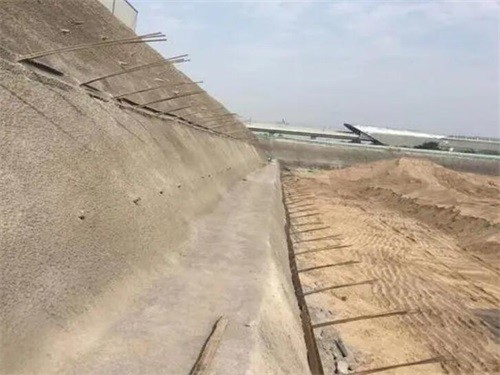 永川河道边坡加固